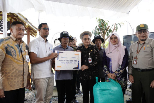 Hadiri Zoom Meeting Panen Raya Padi Serentak 14 Provinsi, Bupati Pati Ungkap Potensi Luar Biasa di S